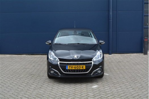 Peugeot 208 - SIGNATURE 1.2 PURETECH 82PK | NAVIGATIE - 1