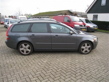 Volvo V50 - 2.0 D Exclusive Navigatie - 1