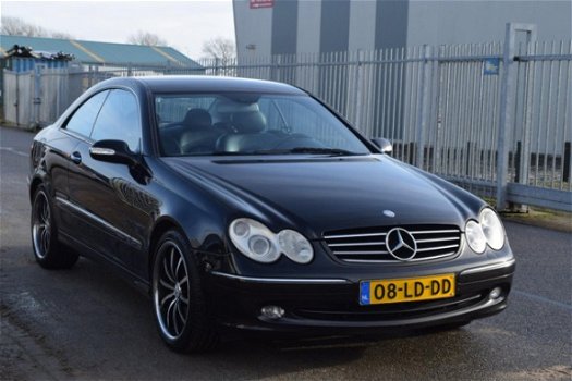 Mercedes-Benz CLK-klasse Coupé - 270 CDI Avantgarde | Automaat | Xenon | APK 12-2020 - 1