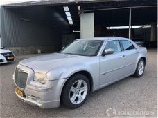 Chrysler 300C - 2.7 v6 24v 130kw/177pk srt sedan executive - leer - navi - dvd - xenon - bentley gri