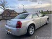 Chrysler 300C - 2.7 v6 24v 130kw/177pk srt sedan executive - leer - navi - dvd - xenon - bentley gri - 1 - Thumbnail