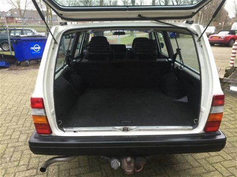 Volvo 240 - 2.3 DL - 1