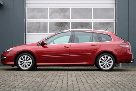 Renault Laguna Estate - 2.0 dCi S/S Dynamique Clima/Cruise/Elek.Ramen/C.V./Navi/PDC/Bluetooth/Keyles - 1