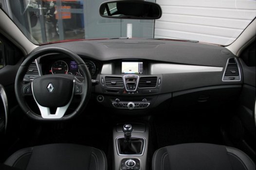 Renault Laguna Estate - 2.0 dCi S/S Dynamique Clima/Cruise/Elek.Ramen/C.V./Navi/PDC/Bluetooth/Keyles - 1