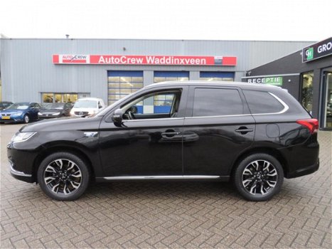 Mitsubishi Outlander - 2.0 PHEV Executive Edition /1STE EIG/CAMERA/NAVI/AIRCO/PDC - 1