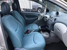 Toyota Yaris - 1.0-16V VVT-i Terra / APK 23-08-2020/ Kanteldak