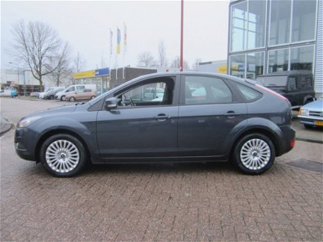 Ford Focus - 1.8 Limited 5 Drs l Airco l Cruise l Trekhaak - 1