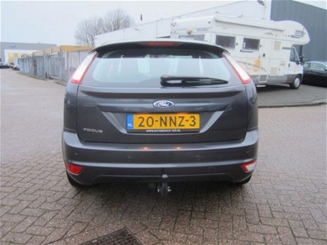 Ford Focus - 1.8 Limited 5 Drs l Airco l Cruise l Trekhaak - 1