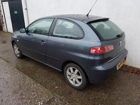 Seat Ibiza - 1.4-16V Sport MET VOL JAAR A.P.K - 1