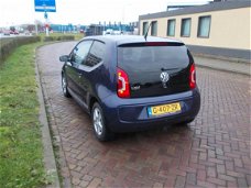 Volkswagen Up! - 1.0 high up BlueMotion