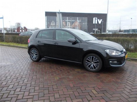 Volkswagen Golf - 1.2 TSI Connected Series - 1