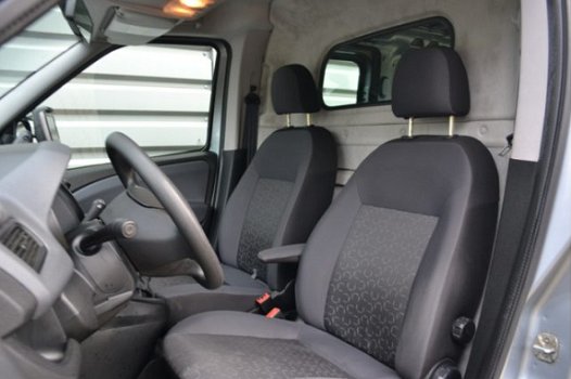 Fiat Doblò Cargo - 1.6 MultiJet SX Airco Nav. Pdc + Inruil Mogelijk - 1