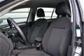 Volkswagen Golf - 1.0 TSI Comfortline Business 5Drs. Airco Pdc + Inruil Mogelijk - 1 - Thumbnail