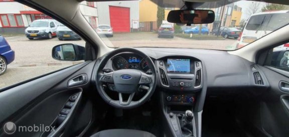 Ford Focus - 1.0 Business navi pdc stoel stuur verwarming - 1