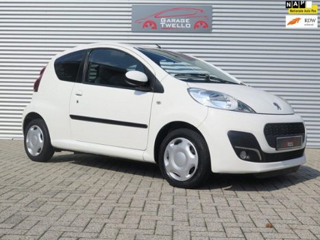 Peugeot 107 - 1.0 Active Airco - 1