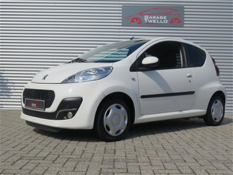 Peugeot 107 - 1.0 Active Airco - 1