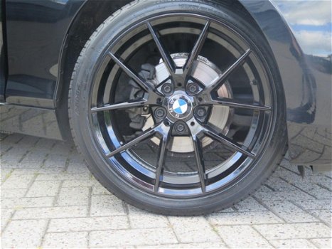 BMW 1-serie - 116i Business+ Automaat 18inch Navi - 1