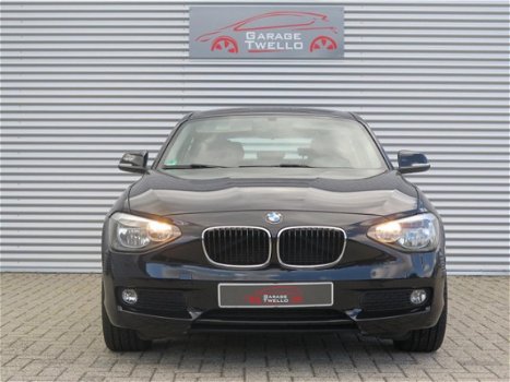 BMW 1-serie - 116i Business+ Automaat 18inch Navi - 1