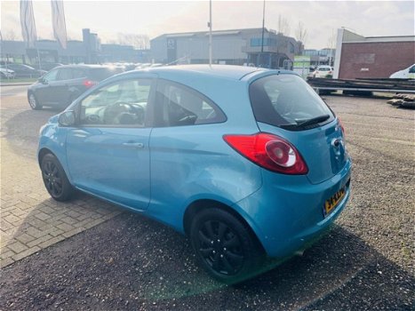 Ford Ka - 1.2 Titanium airco aux zeer netjes en dealer onderhouden - 1