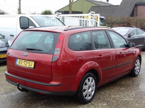 Ford Focus Wagon - 1.6 16V TREND Airco 181338km - 1