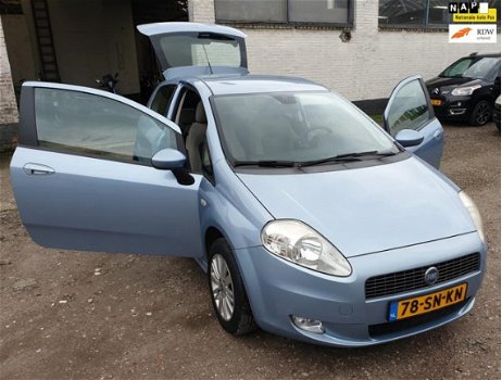 Fiat Grande Punto - 1.4 Edizione Prima SUPER MOOI, Dealer onderhouden, Airco , km 165.501 nap apk 20 - 1