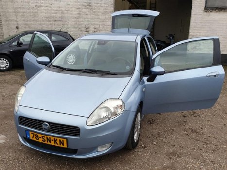 Fiat Grande Punto - 1.4 Edizione Prima SUPER MOOI, Dealer onderhouden, Airco , km 165.501 nap apk 20 - 1