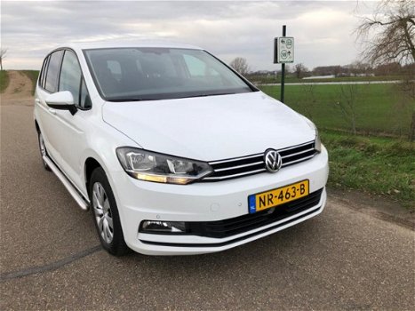 Volkswagen Touran - 2.0 TDI 150pk Nw. model 2017 - 1