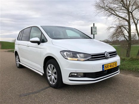 Volkswagen Touran - 2.0 TDI 150pk Nw. model 2017 - 1