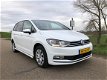 Volkswagen Touran - 2.0 TDI 150pk Nw. model 2017 - 1 - Thumbnail