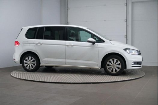 Volkswagen Touran - 2.0 TDI 150pk nw. model 2016 - 1