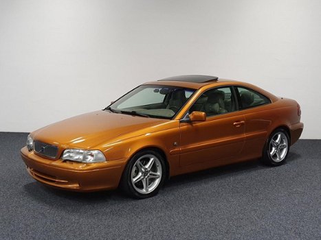 Volvo C70 - 2.3 T-5 AUT Intro Edition vol opties Youngtimer - 1