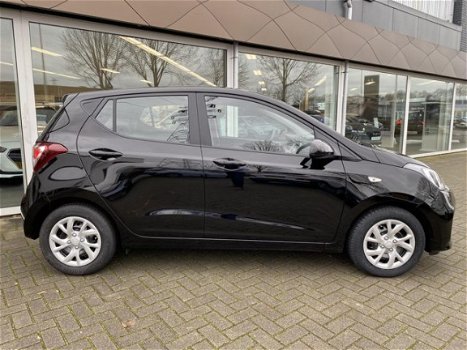 Hyundai i10 - 1.0i Comfort + Smart Navigation Pack | Airco | Navigatie | Cruise Control | All-season - 1