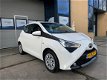 Toyota Aygo - 1.0 VVT-i x-play Automaat | Led | *4005 km* | Garantie - 1 - Thumbnail