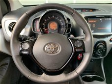 Toyota Aygo - 1.0 VVT-i x-play Automaat | Led | *4005 km* | Garantie
