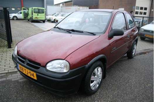 Opel Corsa - 1.2iE Swing Jaar APK - 1