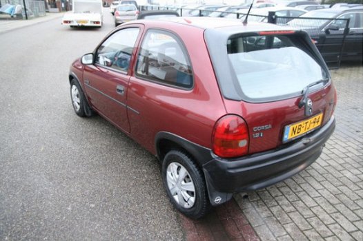 Opel Corsa - 1.2iE Swing Jaar APK - 1