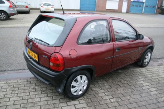 Opel Corsa - 1.2iE Swing Jaar APK - 1