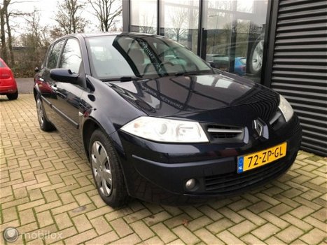 Renault Mégane - 2.0-16V Business Line - 1