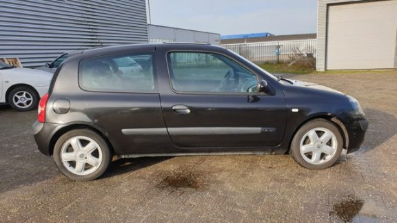 Renault Clio - 1.6-16V Dynamique Goed rijdende en nette Auto.Airco(clima) Electr pakket.Nieuwe Apk k - 1