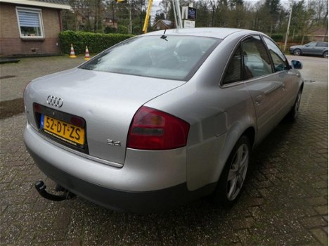 Audi A6 - 2.4 5V Advance Airco - 1