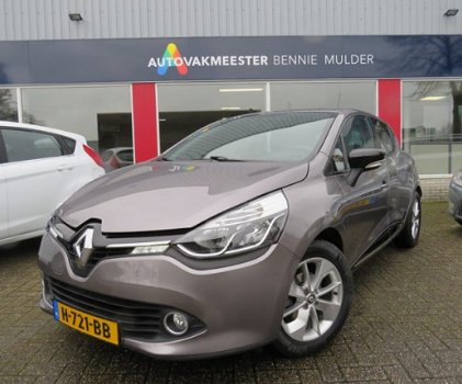 Renault Clio - 1.2 16V Limited NAVI / AIRCO / CRUISE CONTR - 1