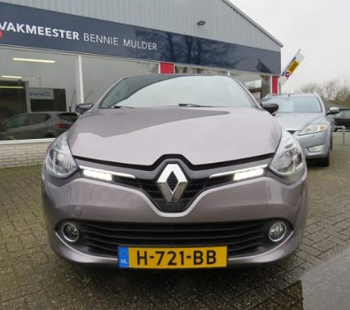 Renault Clio - 1.2 16V Limited NAVI / AIRCO / CRUISE CONTR - 1