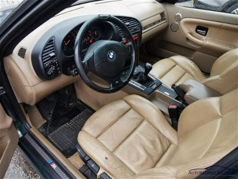 BMW 3-serie Touring - 318i Sport Edition - 1