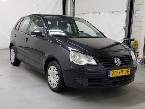 Volkswagen Polo - 1.4 TDI Comfortline - 1