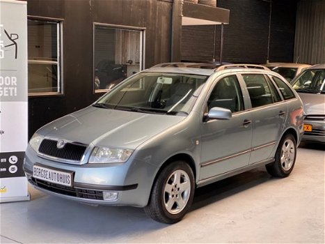 Skoda Fabia Combi - 2.0 Elegance AIRCO CRUISE SCHUIF/KANTELDAK - 1