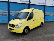 Mercedes-Benz Sprinter - SPRINTER 319cdi Ambulance RTW KTW