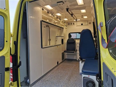 Mercedes-Benz Sprinter - SPRINTER 319cdi Ambulance RTW KTW - 1