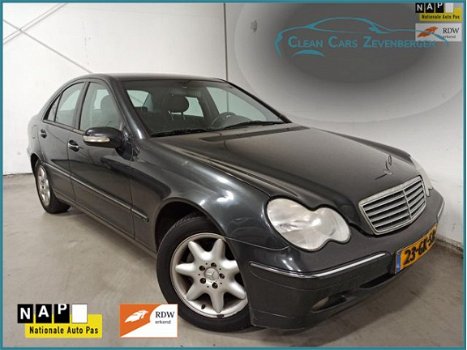 Mercedes-Benz C-klasse - 180 Elegance - 1