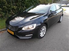 Volvo V60 - D4 Momentum