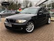 BMW 1-serie - 118i High Executive M-Pakket NAVI, LEER, SUEDE, XENON, PDC, CLIMATE, CRUISE, 17